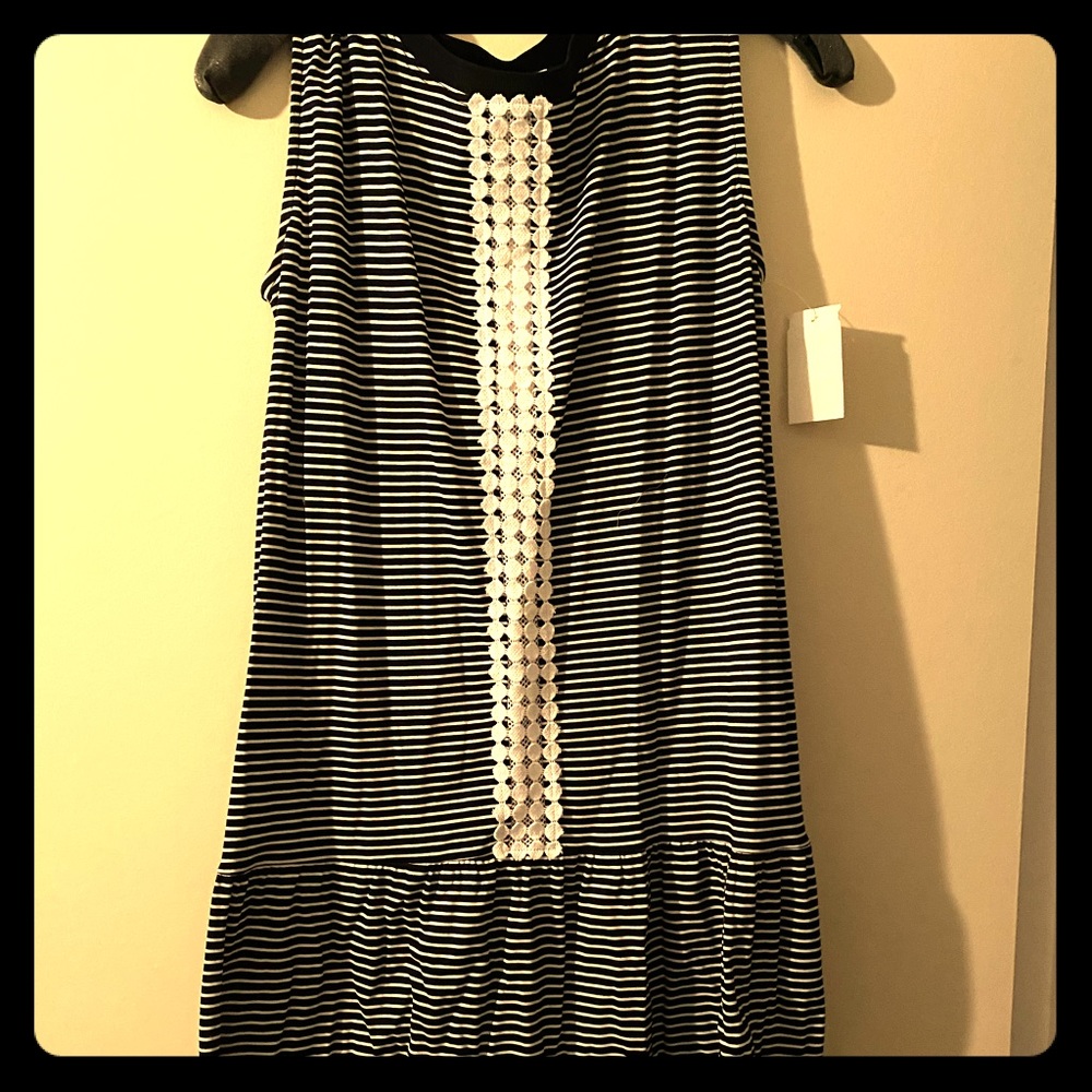 Nicholas black & white stripe sleeveless size 6